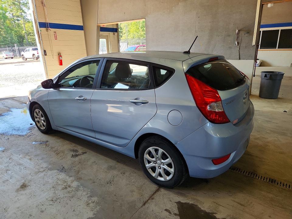 Photo 2 from auction – 2014 HYUNDAI ACCENT with VIN KMHCT5AE1EU172092