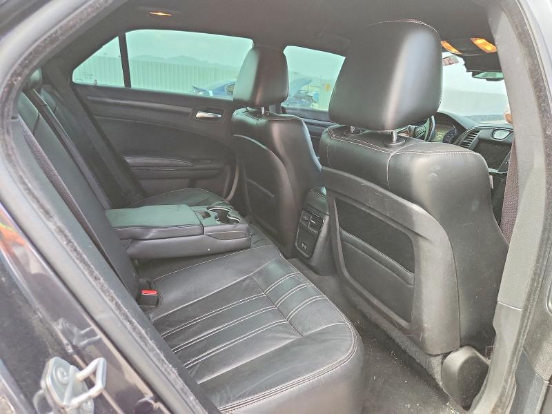 Photo 11 from auction – 2015 CHRYSLER 300 with VIN 2C3CCABG3FH760209