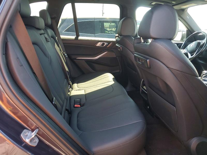 Photo 11 from auction – 2019 BMW X5 with VIN 5UXCR6C57KLL04066
