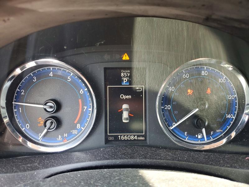 Photo 9 from auction – 2017 TOYOTA COROLLA with VIN 5YFBURHE2HP582900