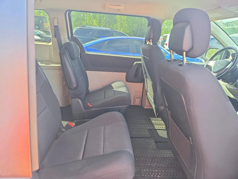 Photo 11 from auction – 2010 DODGE GRAND CARAVAN with VIN 2D4RN4DX7AR484931