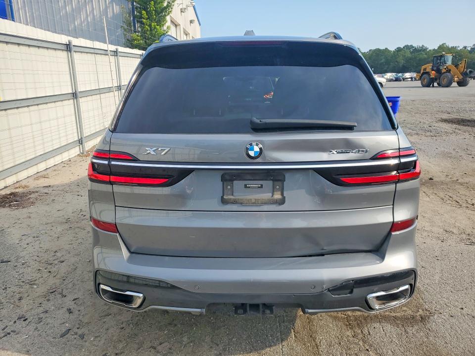 Photo 6 from auction – 2023 BMW X7 with VIN 5UX23EM04P9R40684