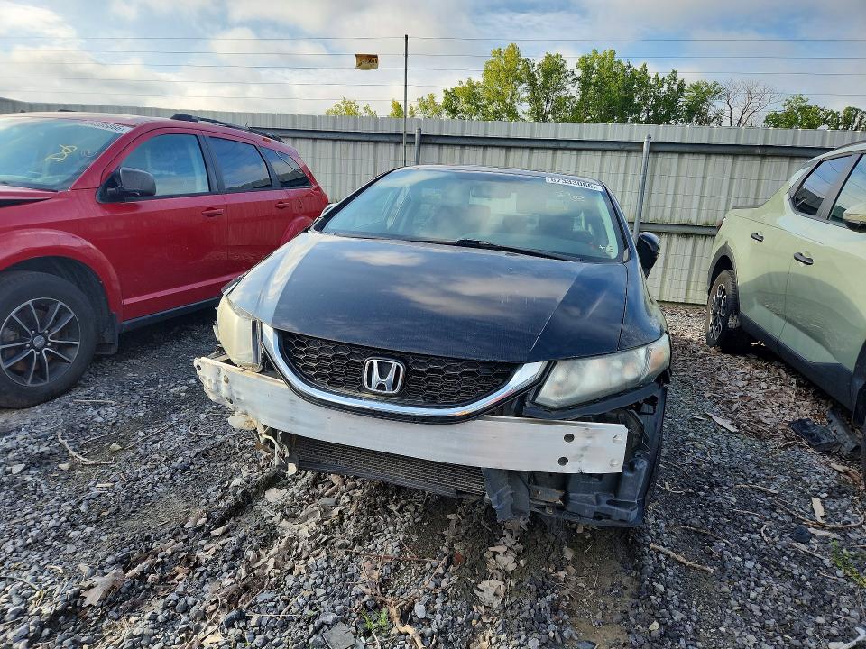 Photo 5 from auction – 2015 HONDA CIVIC with VIN 19XFB2F87FE241079