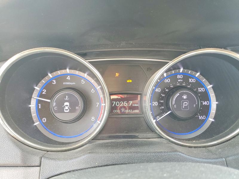 Photo 9 from auction – 2012 HYUNDAI SONATA with VIN 5NPEB4AC2CH366811