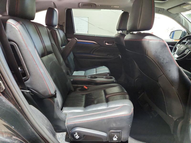 Photo 11 from auction – 2019 TOYOTA HIGHLANDER with VIN 5TDJZRFHXKS734706