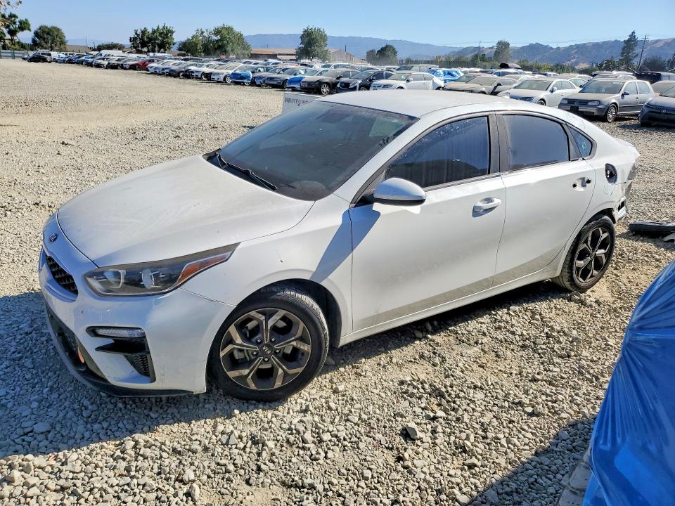 KIA FORTE 2019 with VIN 3KPF24AD3KE092891 - Photo from auction