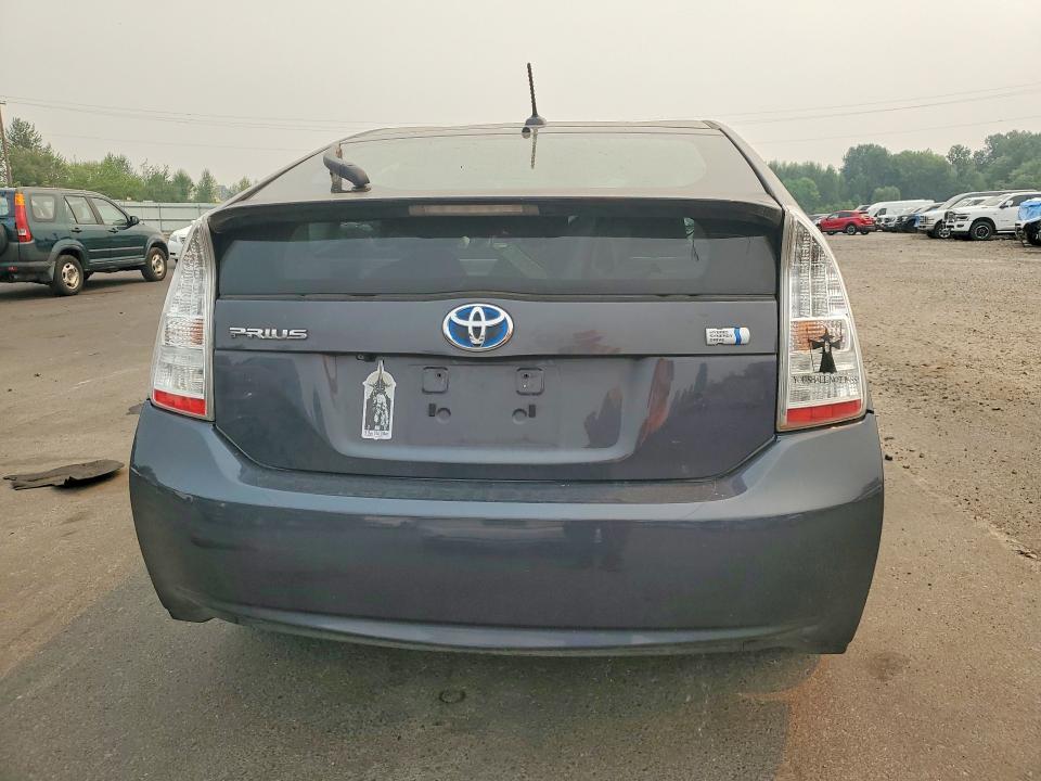 Photo 6 from auction – 2011 TOYOTA PRIUS with VIN JTDKN3DU8B0298406