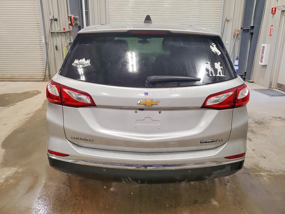 Photo 6 from auction – 2018 CHEVROLET EQUINOX with VIN 3GNAXJEV7JS550727