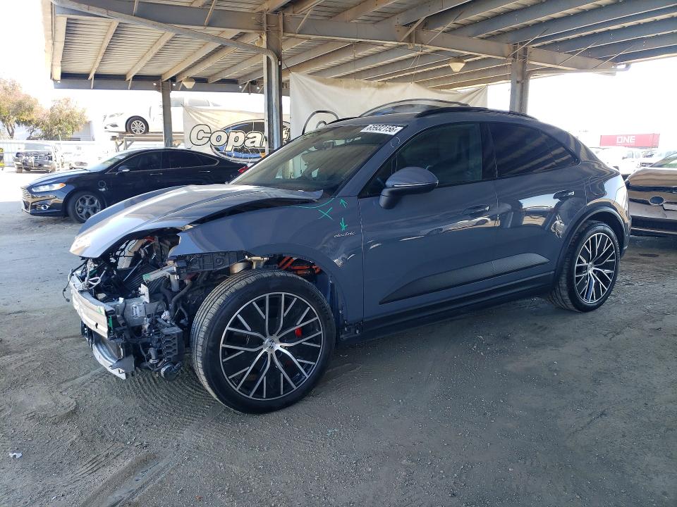2025 PORSCHE MACAN - Търг №65932156