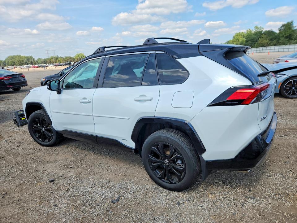Foto 2 de la subasta – 2023 TOYOTA RAV4 con VIN 2T3E6RFV5PW041273