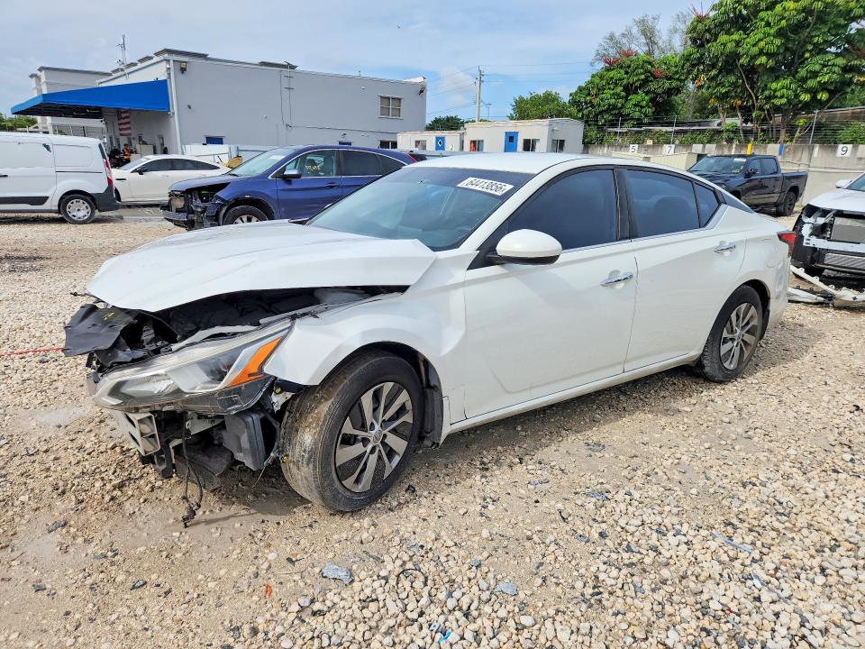 NISSAN ALTIMA 2019 with VIN 1N4BL4BV1KC159410 - Photo from auction
