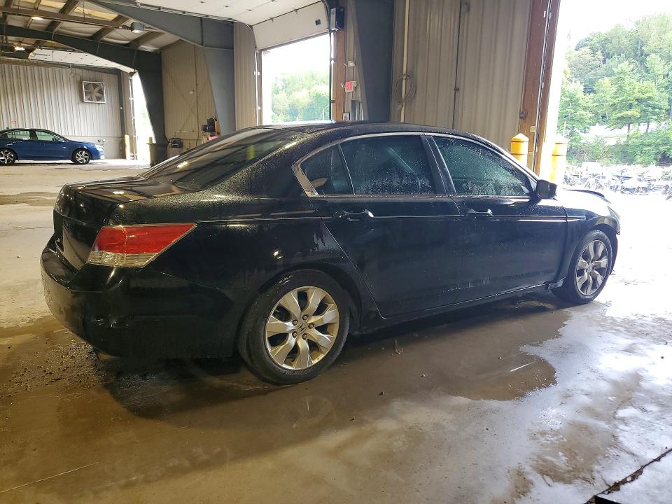 Photo 3 from auction – 2010 HONDA ACCORD with VIN 1HGCP2F75AA088436