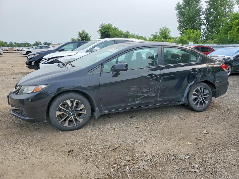 HONDA CIVIC 2013 con VIN 2HGFB2F55DH103243 - Foto de la subasta