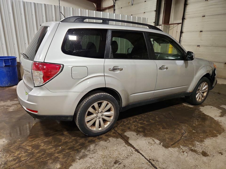 Photo 3 from auction – 2011 SUBARU FORESTER with VIN JF2SHAECXBH723550