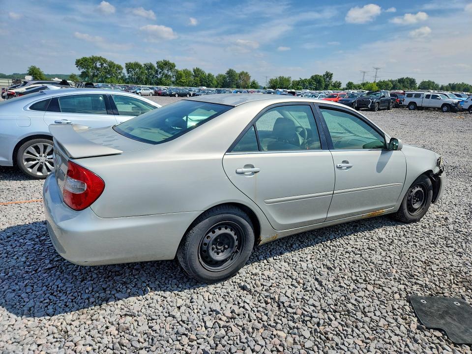 Photo 3 from auction – 2003 TOYOTA CAMRY with VIN 4T1BE32K33U701389