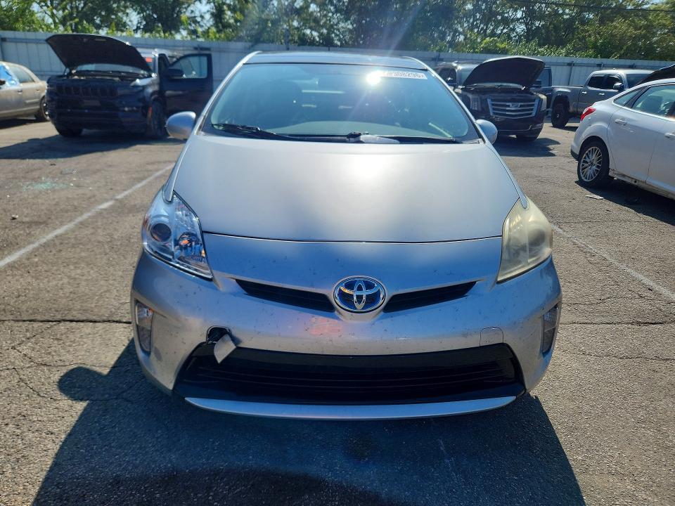 Foto 5 de la subasta – 2012 TOYOTA PRIUS con VIN JTDKN3DU1C5488228