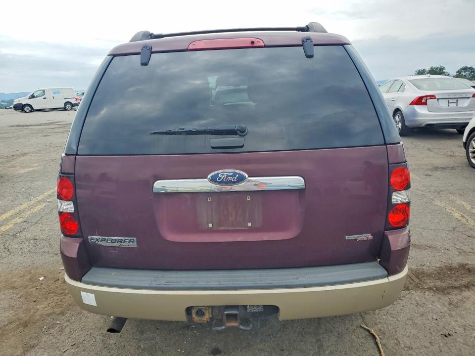 Photo 6 from auction – 2007 FORD EXPLORER with VIN 1FMEU74837UB74954