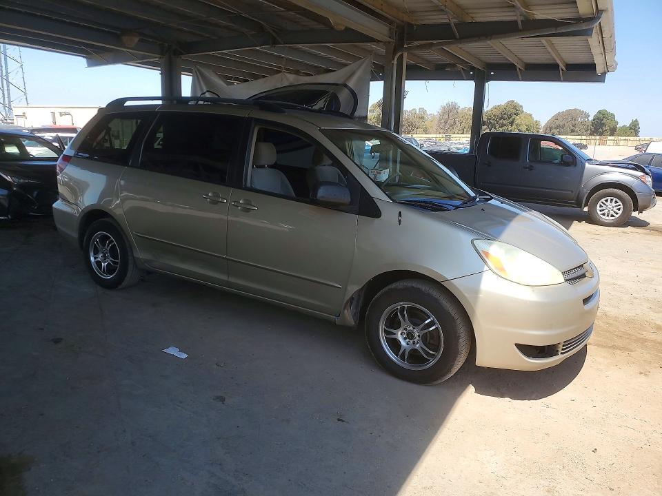 Photo 4 from auction – 2004 TOYOTA SIENNA with VIN 5TDZA23CX4S148407