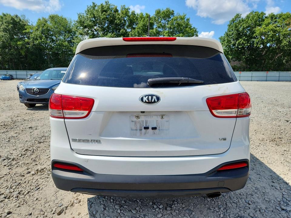 Photo 6 from auction – 2016 KIA SORENTO with VIN 5XYPGDA53GG143122