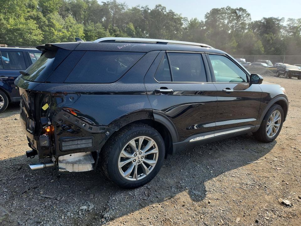 Photo 3 from auction – 2022 FORD EXPLORER with VIN 1FMSK8FH8NGA21350