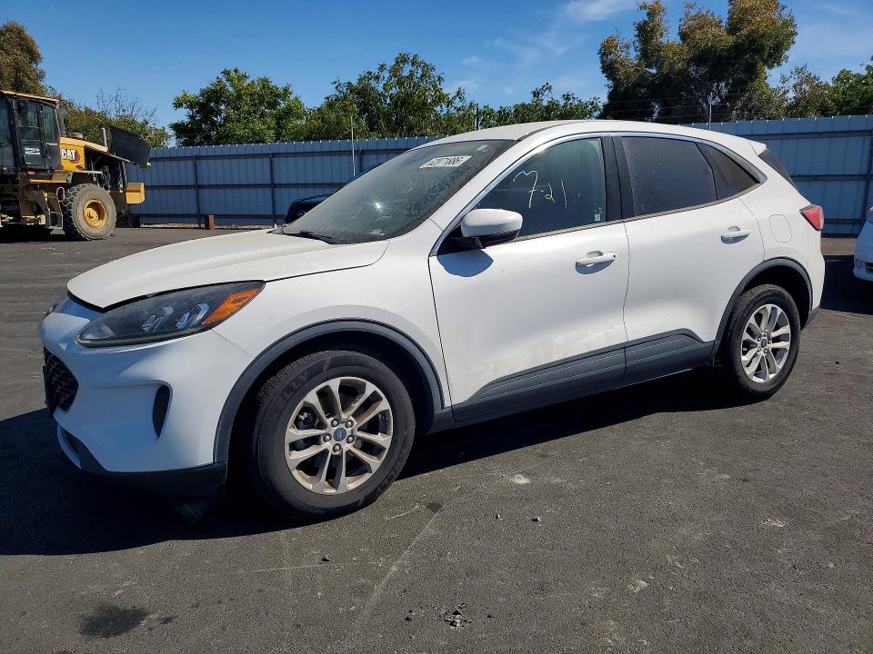 FORD ESCAPE 2020 with VIN 1FMCU9G64LUA13388 - Photo from auction