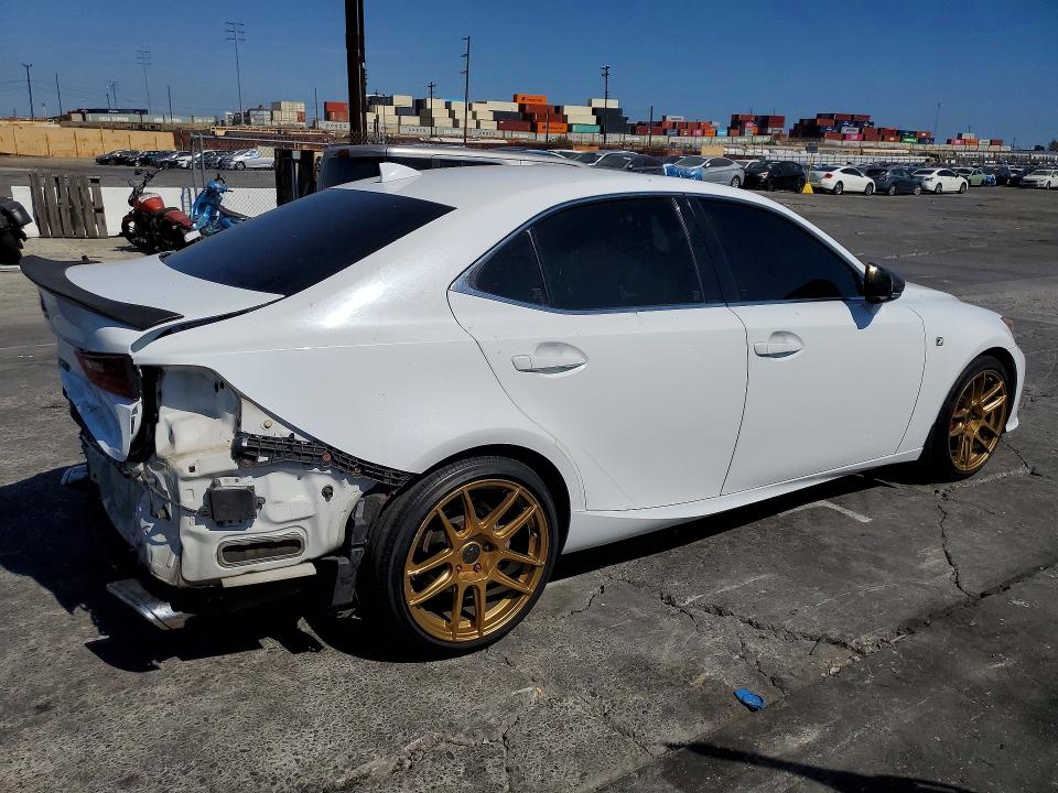 Photo 3 from auction – 2015 LEXUS IS with VIN JTHBE1D27F5019070