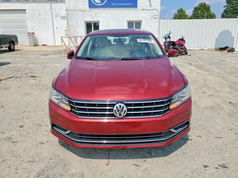 Photo 5 from auction – 2018 VOLKSWAGEN PASSAT with VIN 1VWBA7A3XJC019448