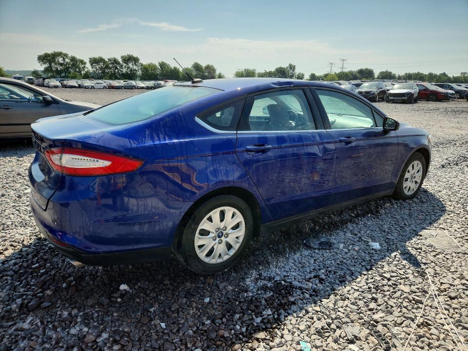 Photo 3 from auction – 2013 FORD FUSION with VIN 3FA6P0G79DR190126