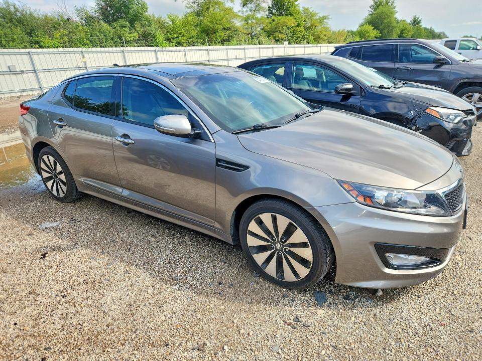 Photo 4 from auction – 2012 KIA OPTIMA with VIN 5XXGR4A60CG001716