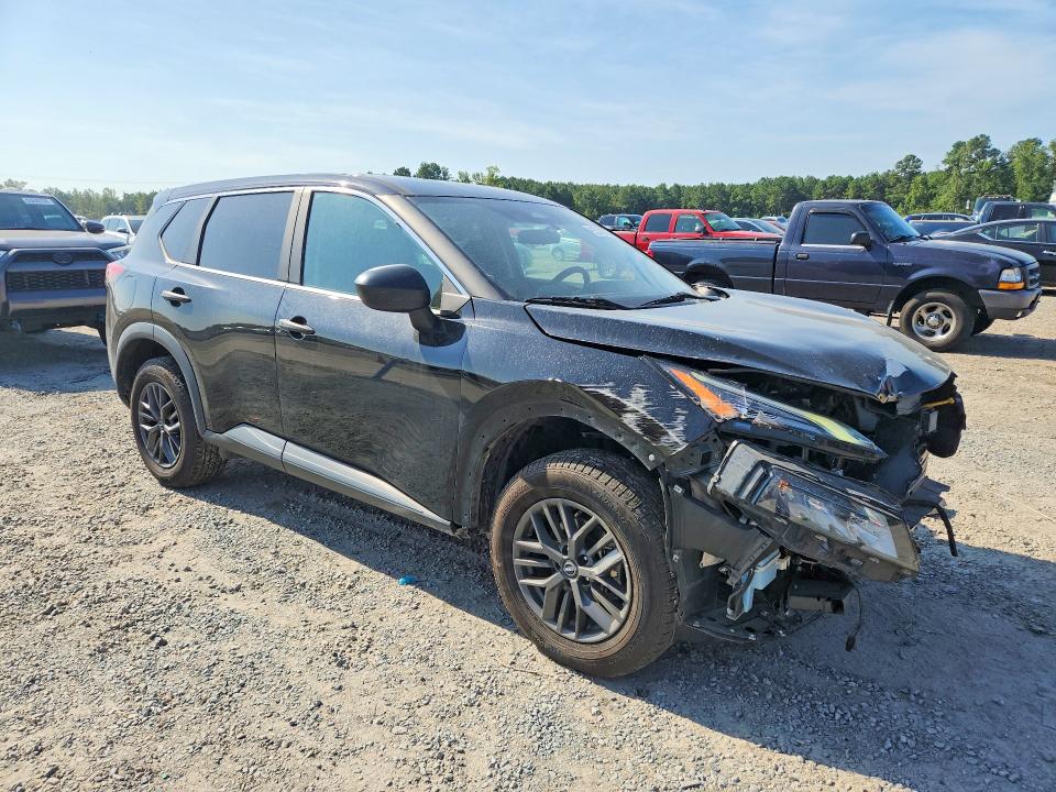 Photo 4 from auction – 2023 NISSAN ROGUE with VIN 5N1BT3AA0PC845489