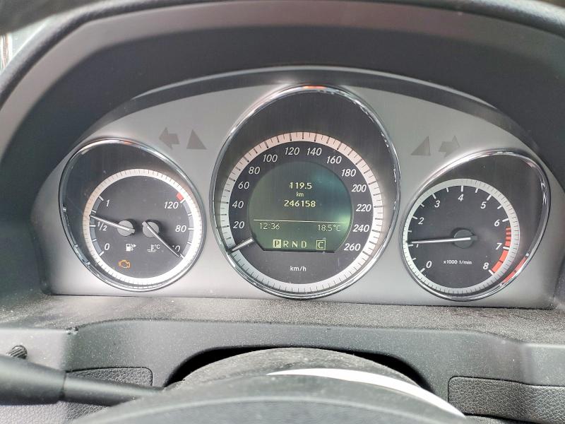 Photo 9 from auction – 2010 MERCEDES-BENZ C with VIN WDDGF8BB4AF463726