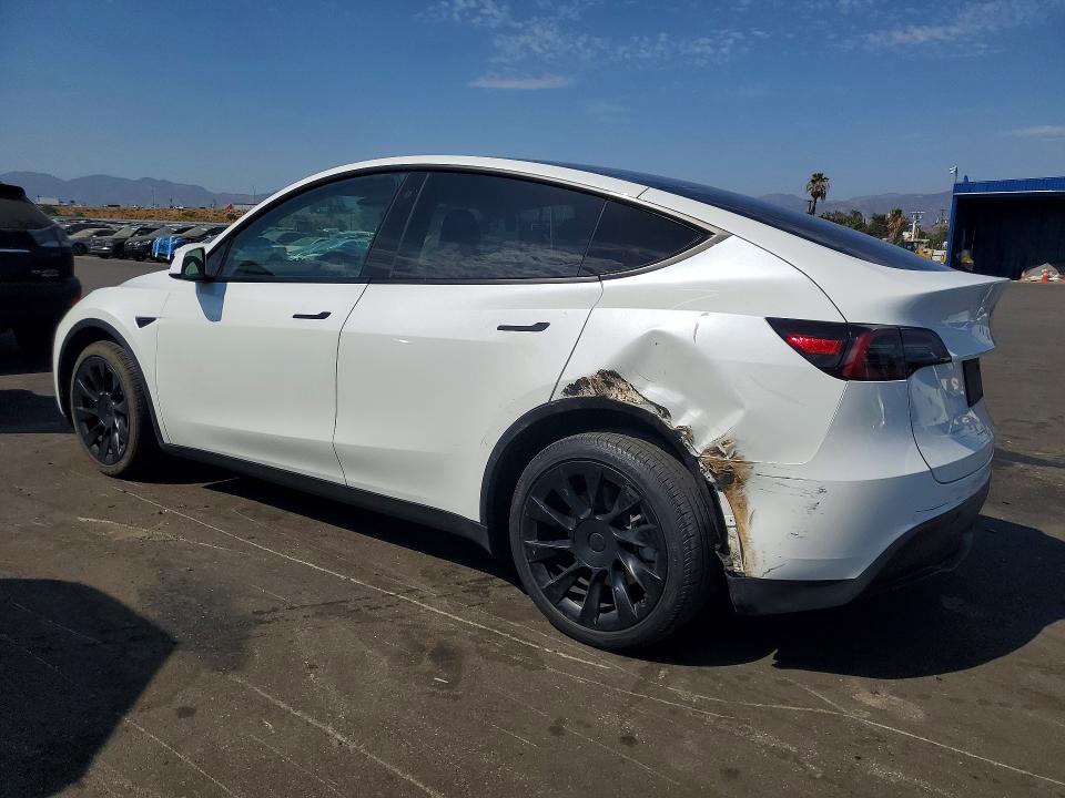 Photo 2 from auction – 2022 TESLA MODEL Y with VIN 7SAYGDEE4NF409687