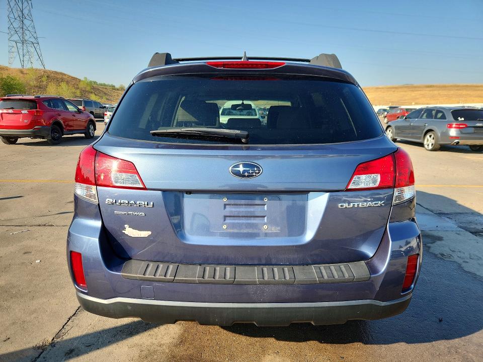 Photo 6 from auction – 2013 SUBARU OUTBACK with VIN 4S4BRCLC1D3206188