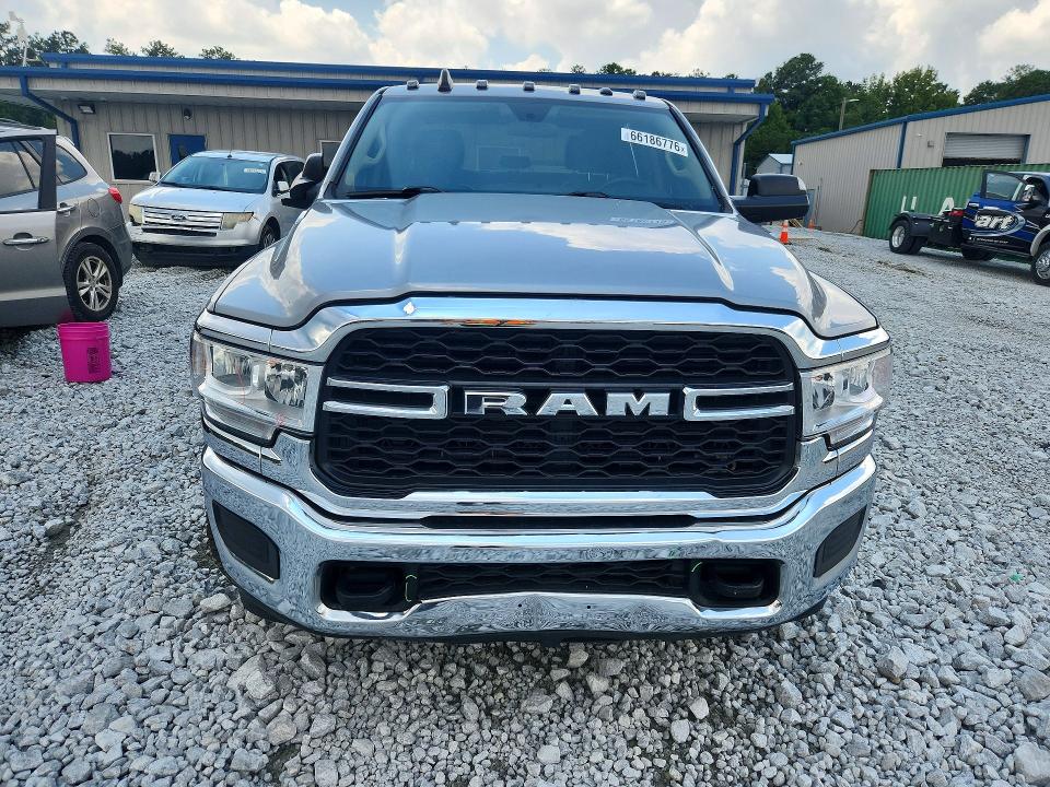 Photo 5 from auction – 2020 RAM 2500 with VIN 3C6UR5CL6LG268830