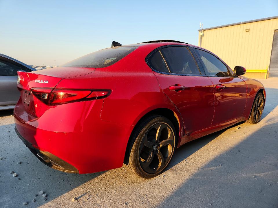 Photo 3 from auction – 2017 ALFA ROMEO GIULIA with VIN ZARFAEDN9H7550025