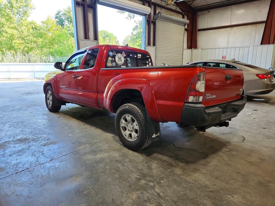Photo 2 from auction – 2014 TOYOTA TACOMA with VIN 5TFUX4EN6EX028909