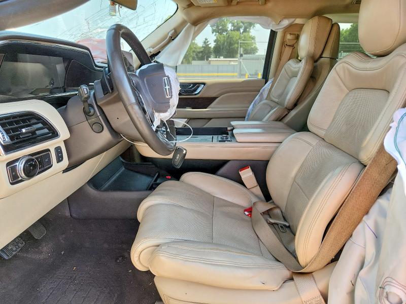 Photo 7 from auction – 2020 LINCOLN NAVIGATOR with VIN 5LMJJ3LT2LEL17612