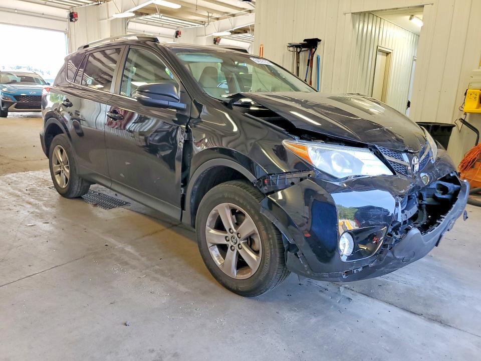 Фото 4 с аукциона – 2015 TOYOTA RAV4 с VIN 2T3RFREV2FW242727