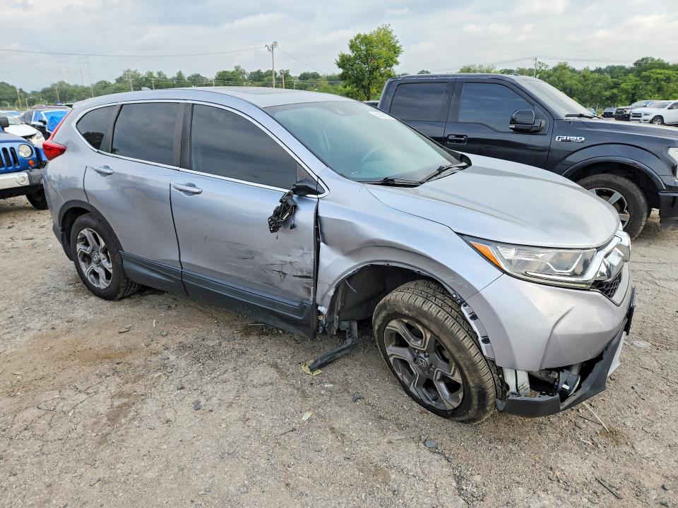 Photo 4 from auction – 2017 HONDA CR-V with VIN 7FARW1H86HE028313