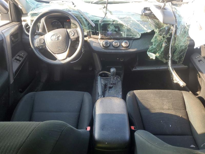 Photo 8 from auction – 2018 TOYOTA RAV4 with VIN 2T3BFREV4JW701752