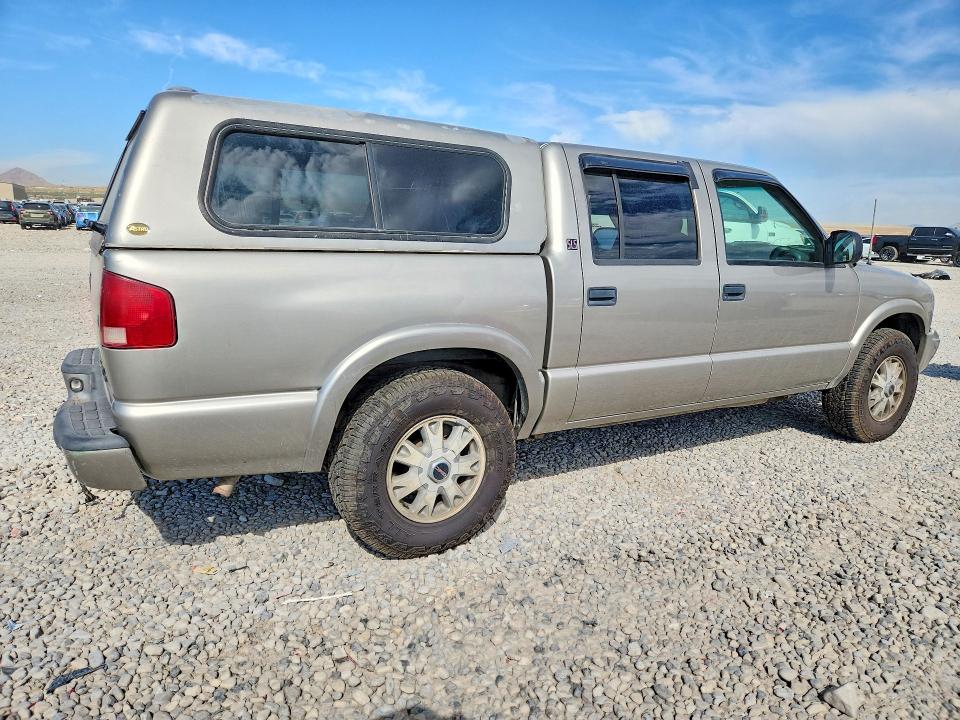 Photo 3 from auction – 2002 GMC SONOMA with VIN 1GTDT13W22K195220