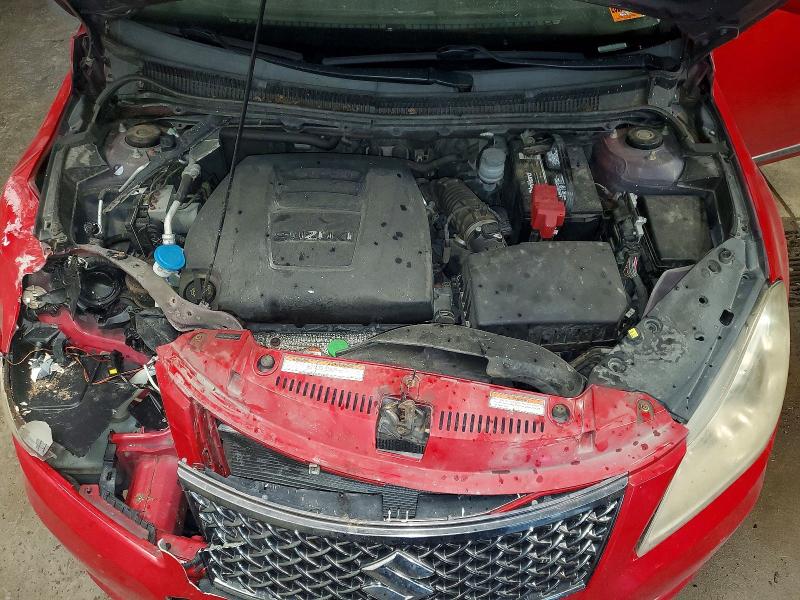 Photo 11 from auction – 2010 SUZUKI KIZASHI with VIN JS2RE9A59A6100027