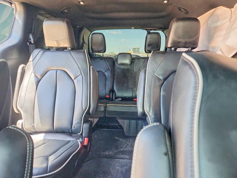 Photo 10 from auction – 2023 CHRYSLER PACIFICA with VIN 2C4RC1GG5PR629311