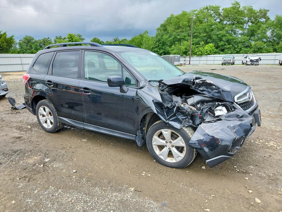 Photo 4 from auction – 2015 SUBARU FORESTER with VIN JF2SJADC2FH411539