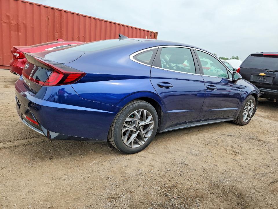 Photo 3 from auction – 2021 HYUNDAI SONATA with VIN 5NPEG4JAXMH093425