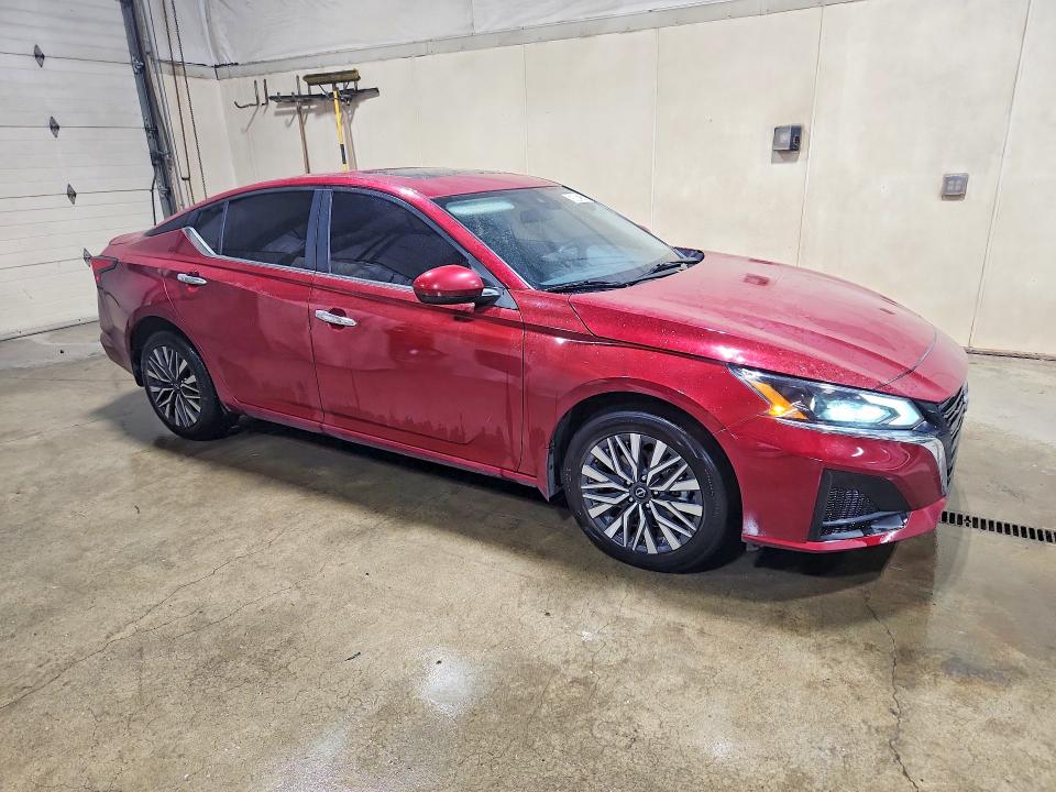 Photo 4 from auction – 2024 NISSAN ALTIMA with VIN 1N4BL4DW2RN362780