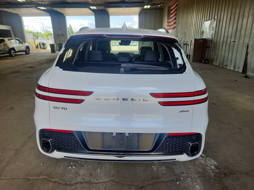 Photo 6 from auction – 2024 GENESIS GV70 with VIN 5NMMADTB1RH007331