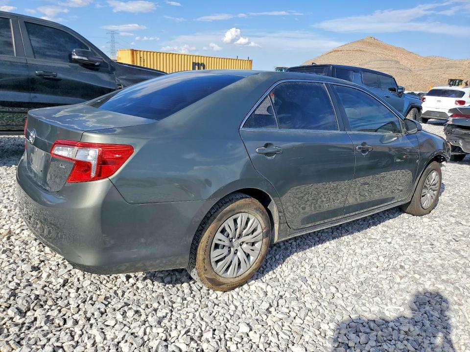Photo 3 from auction – 2012 TOYOTA CAMRY with VIN 4T1BF1FK5CU568680