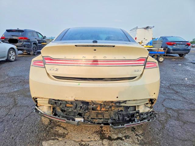 Photo 6 from auction – 2015 LINCOLN MKZ with VIN 3LN6L2LU7FR621736