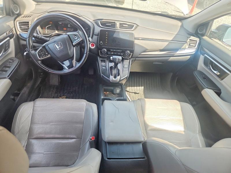 Photo 8 from auction – 2017 HONDA CR-V with VIN 2HKRW2H96HH613257
